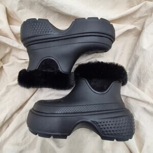 NEW  Crocs Stomp Lined Boots in black Winter Boots women's black size W10